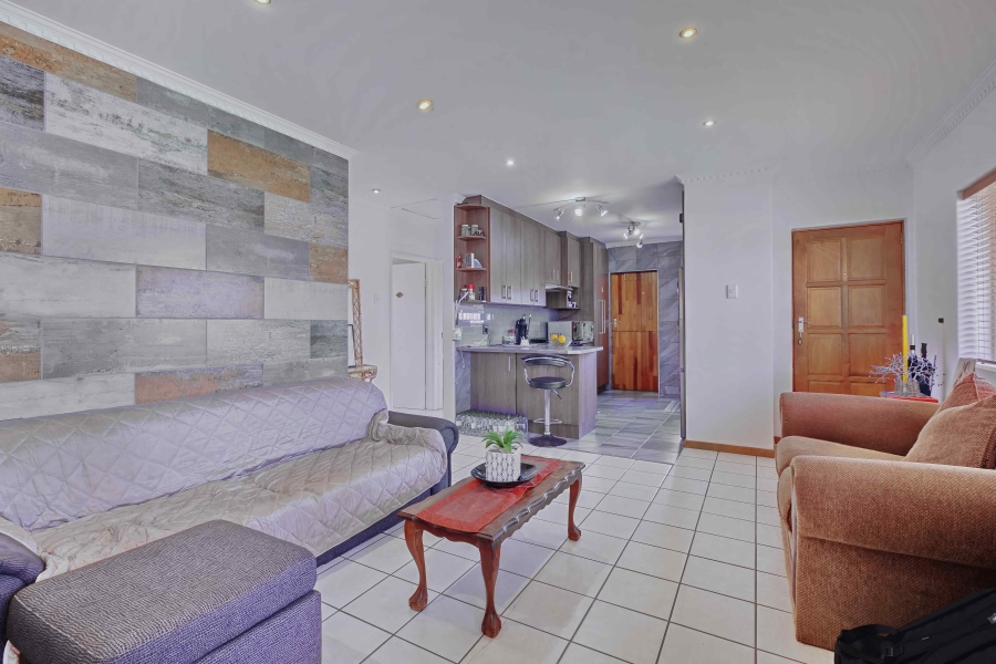 2 Bedroom Property for Sale in Parsonsvlei Eastern Cape